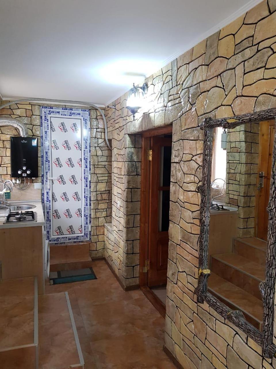 Old Yard Guest House 트빌리시 외부 사진